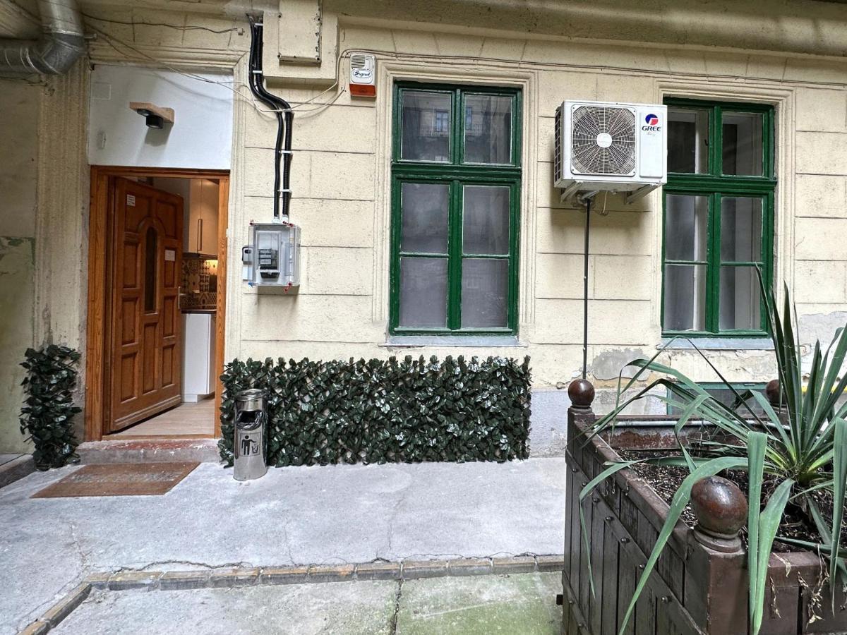 Jobelhome Blaha Apartment Budapest Ngoại thất bức ảnh